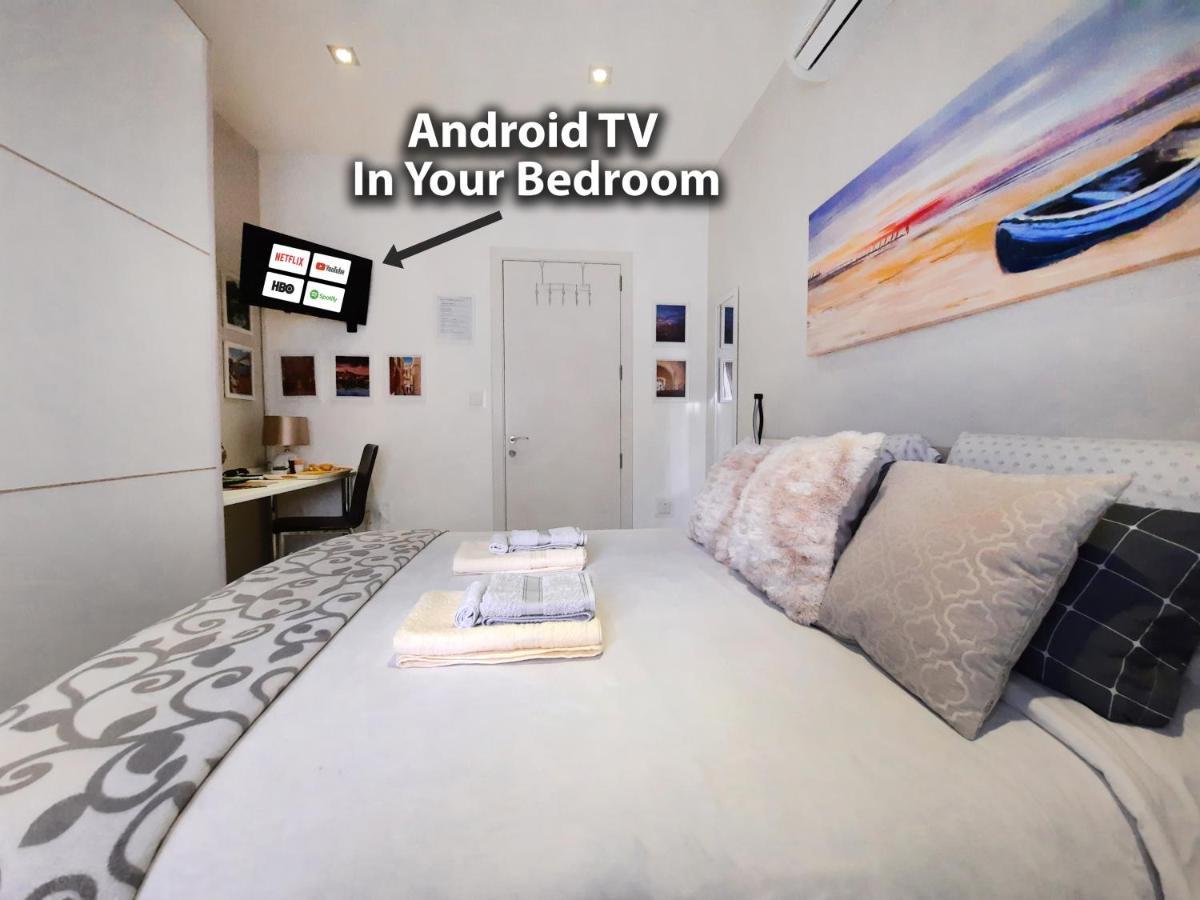 Cozy Rooms - Great Bus Connections - Free Parking موستا المظهر الخارجي الصورة